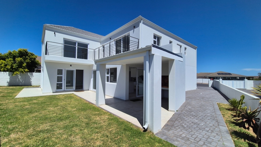 3 Bedroom Property for Sale in Country Club Western Cape